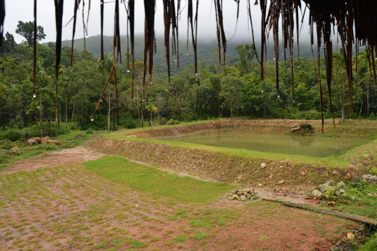 The Kaduhithlu Hotel Sakleshpur Exterior photo