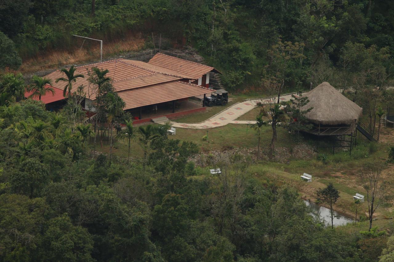 The Kaduhithlu Hotel Sakleshpur Exterior photo