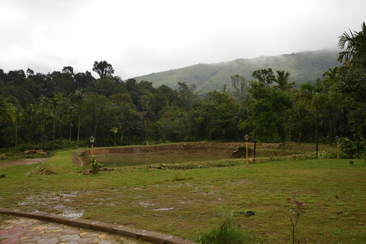 The Kaduhithlu Hotel Sakleshpur Exterior photo